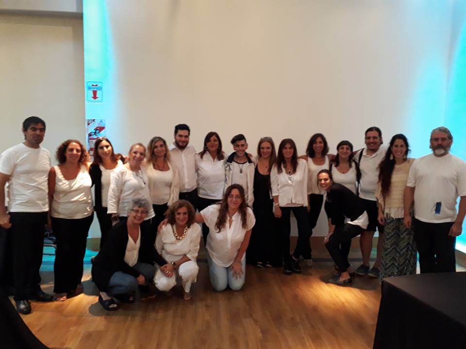 CON EX ALUMNOS Y PROFESIONALES AMIGOS EN EL EVENDO DEL DIA DE LA MUJER 2018